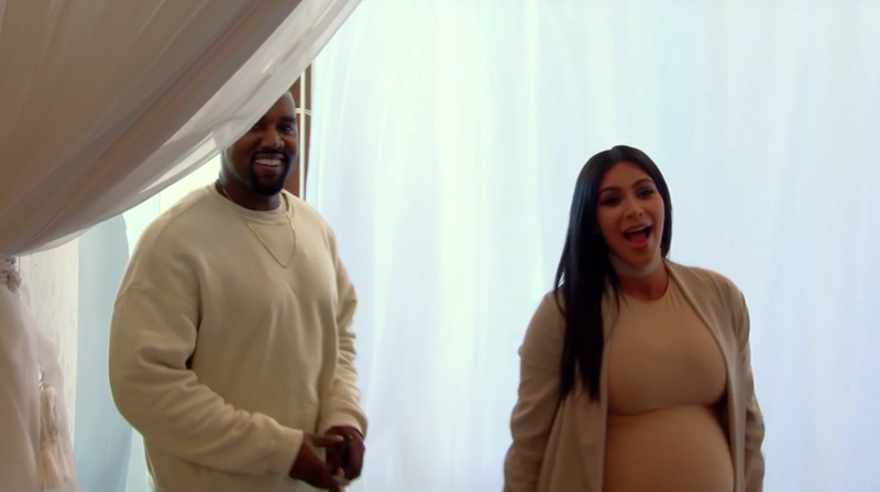 Illustration for article titled Keeping Up With the Kontinuity Errors: The Kardashians Ever-So-Briefly Cease Filming for Lamar
